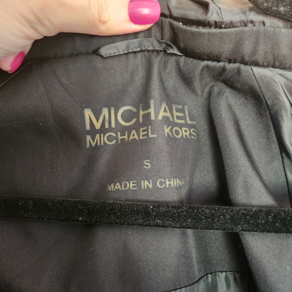 Michael Kors SMALL Black Hooded Soft Shell Luxury Jacket Utility Athleisure S - Picture 4 of 8